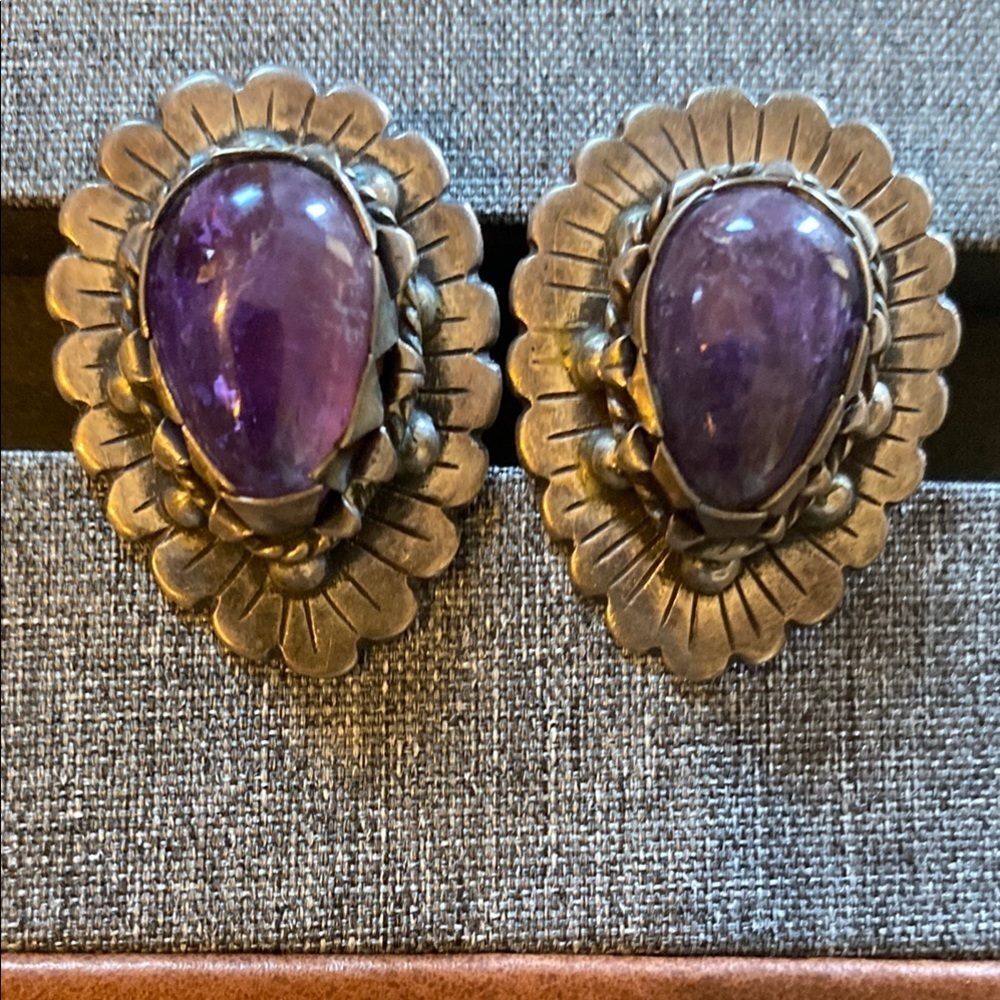 Ornate Purple Gemstone Earrings with Vintage Design sterling silver & Amethyst - Picture 6 of 6